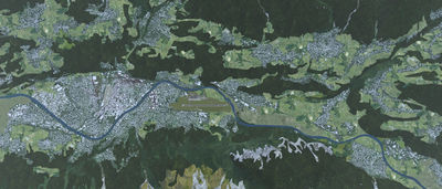 LOWI with OSM buildings from FL300.jpg